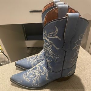 Dan post blue leaf snip toe boots